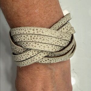 Stingray print, REVERSIBLE 2 in 1 braided Leather Cuff Bracelet